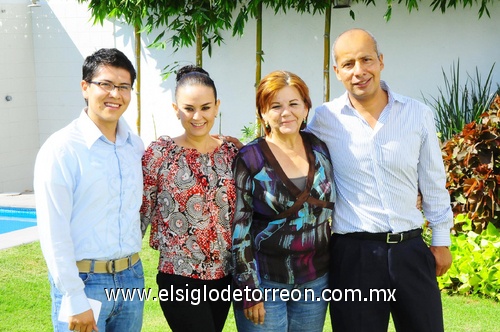 24102010 Omar Puentes, Mayra Peña, Elsa Salinas y Tomás Galván.