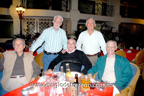 08122010 Alejandro Rodríguez, José Refugio Sandoval, Álvaro Gutiérrez, Roberto Gutiérrez y Gerardo Tavera.