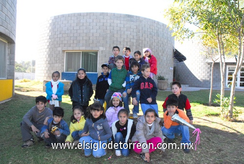 27122010  divertidos se encontraban los alumnos de taller 1.