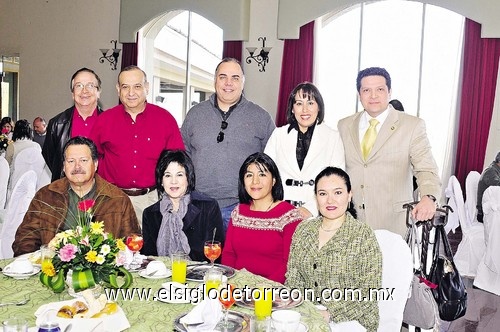 13022011  Reyes, Liliana Acuña, Perla Vázquez, Ivette Rodríguez, Francisco Murillo, Óscar Rodríguez, Gerardo Tueme, Griselda Chávez y Óscar López.