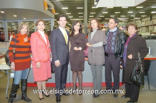 16022011  y Laura Humphrey, Luis y Rosy Ubieto, Brenda y Francisco Maldonado, y Eréndira Pedroza.