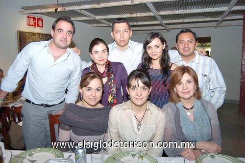 27022011  Vega, Nuria Murra, Nuria Farrús, Carlos Fernández, Cecy Ramírez, Christian Ayup, Dayanira Anaya y Alfredo Ortíz.