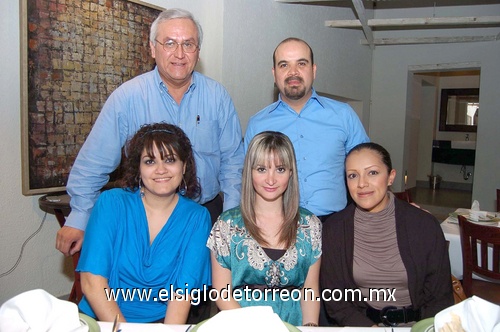 27022011 , Joanna, Sonia, Armando y Gabriel.