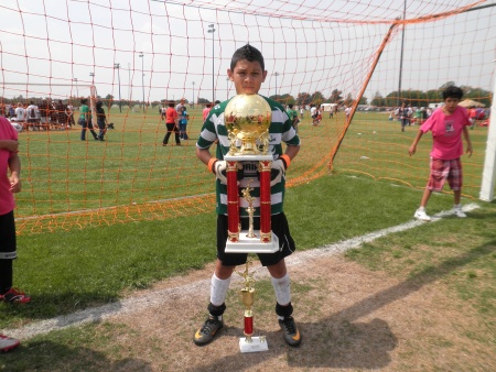 Mi hijo jose pablo Campeón del torneo 2011 en forth worth, tx. saludos a toda mi gente de la comarca lagunera Ajua, arriba el Santos. Fotografía enviada por Carlos Negrete.