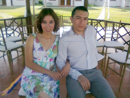 Antonio Quintana y Judith Escandon  en pasada boda en Abril, Hacienda Los Angeles. Fotografía enviada por Antonio Quintana.