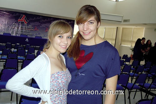 Cristina González y Ximena Martínez.