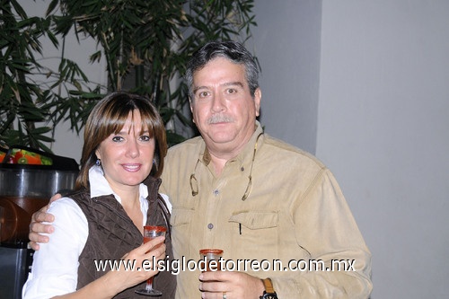 Gabriela Suárez de Ramos y Alejandro Ramos.