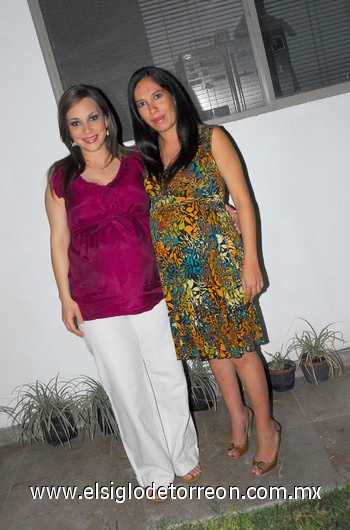 Claudia y Alejandra.