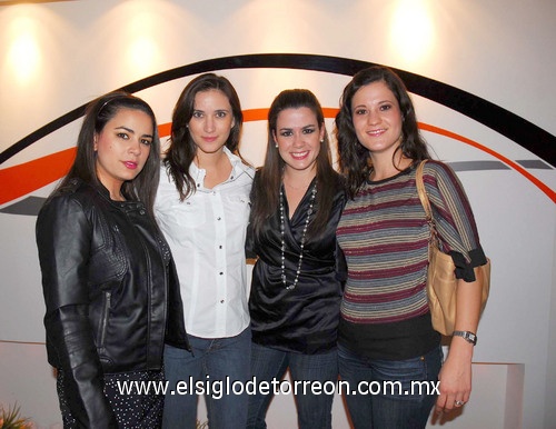 Margarita, Alejandra, Ana Sofía y Paty.