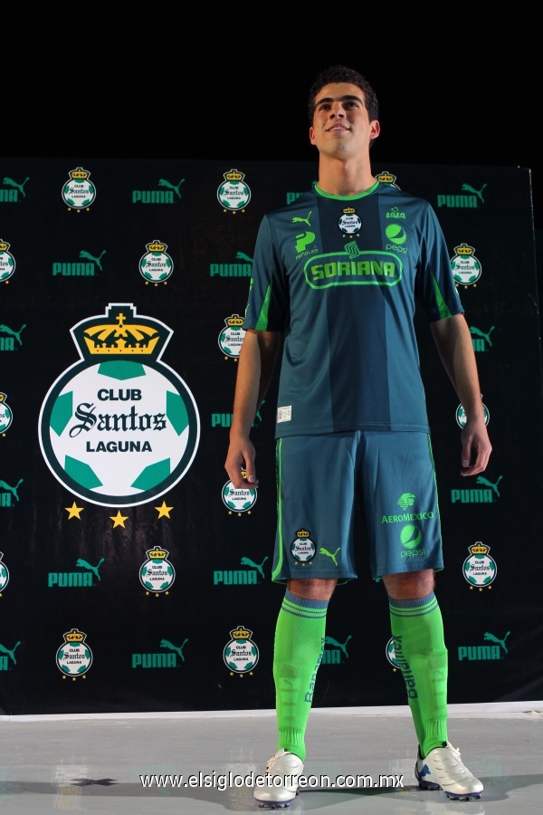 El nuevo jersey de los Guerreros presenta algunos cambios e innovaciones importantes.