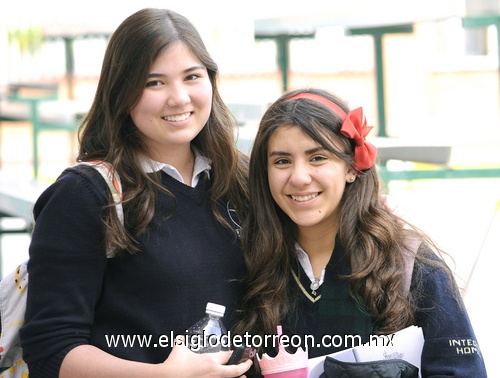 13012012 Julia y Susana.  Alma y Ana.  Claudia y Carolina.  Ana Lorena, Ruth, Gaby y Giovana.  Aranza, Maricarmen, Ana y Vera.  Natalia, Andrea, Paulina y Ana Sofía.