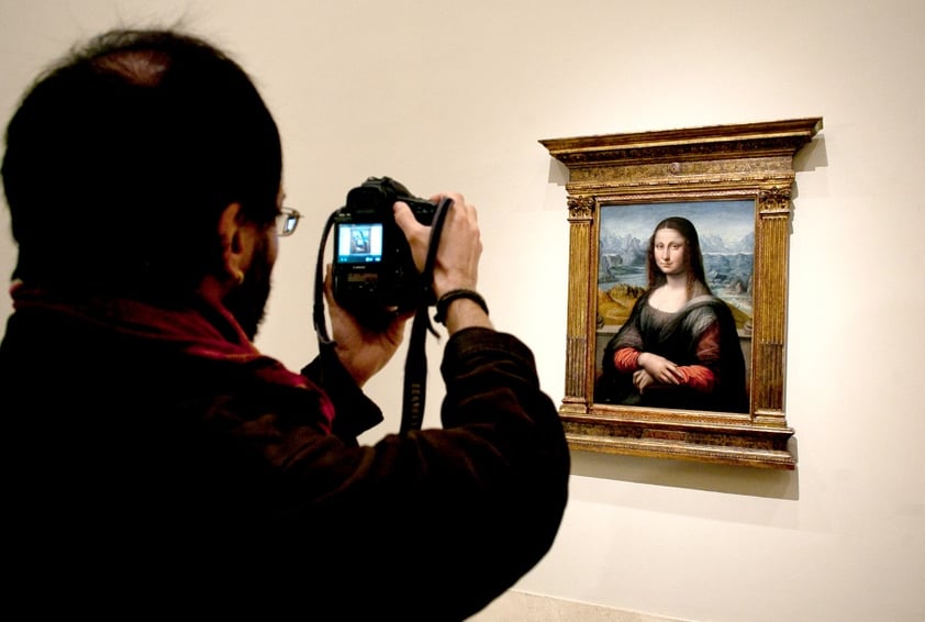 El director adjunto de Conservación e Investigación del Museo del Prado, Gabriele Finaldi, destacó que tras la restauración, la copia de la Gioconda del Museo del Prado recuperó totalmente su aspecto original y el estudio ha demostrado que no es una copia posterior.