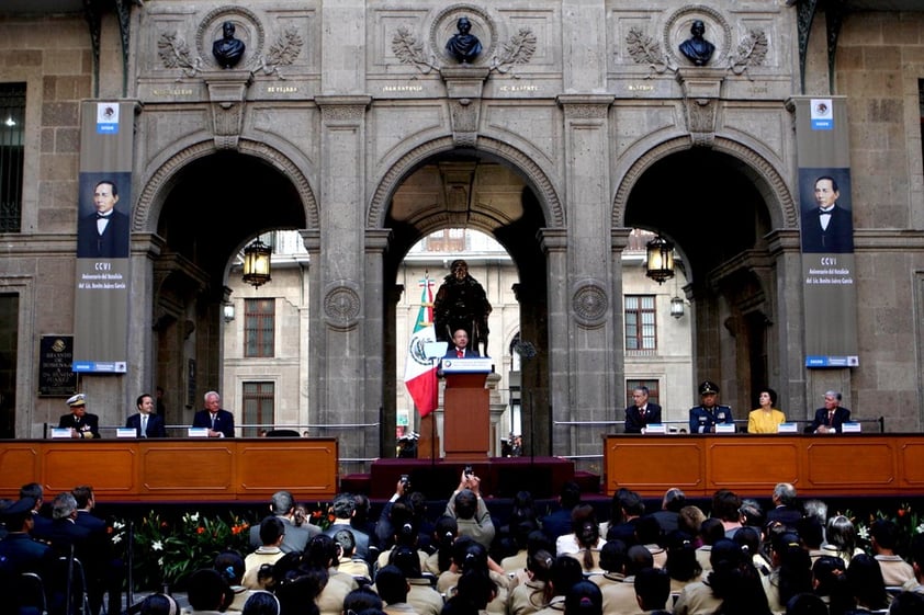 El presidente Felipe Calderón encabezó la Ceremonia del 206 aniversario del Natalicio de Benito Juárez.