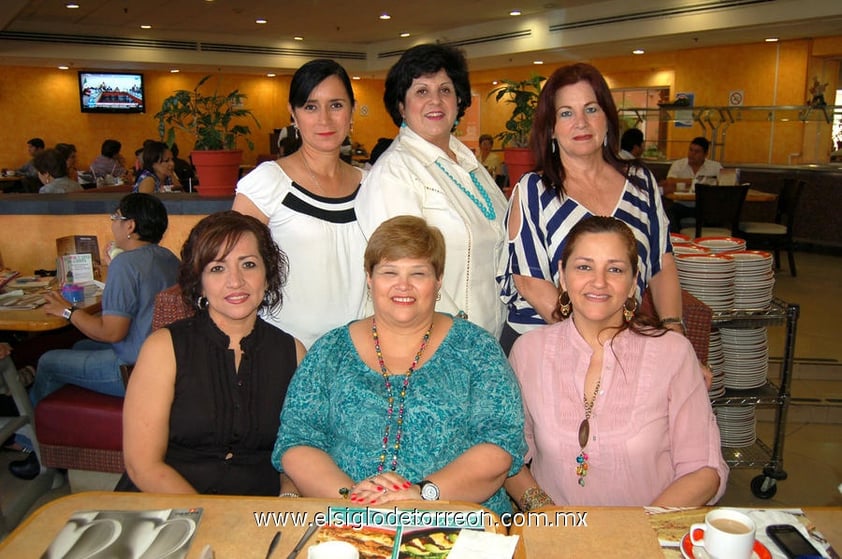 05052012 JUANIS,  Paty, Nena, Paty, Fabis y Paty.