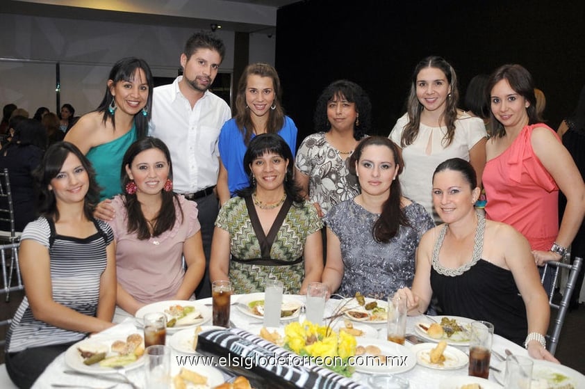 15052012 MÃ³NICA , Arturo, Natalia, Mayela, Ana, SofÃ­a, Claudia, Fabiola, Caro, Alejandra y Yuralis.