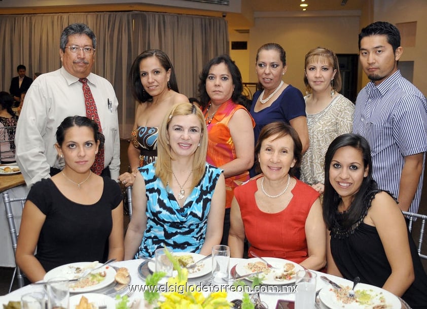 15052012 ERNESTO , JazmÃ­n, Marisol, Coqui, Claudia, Hideaki, Karina,Diana, Leonor e Imelda.