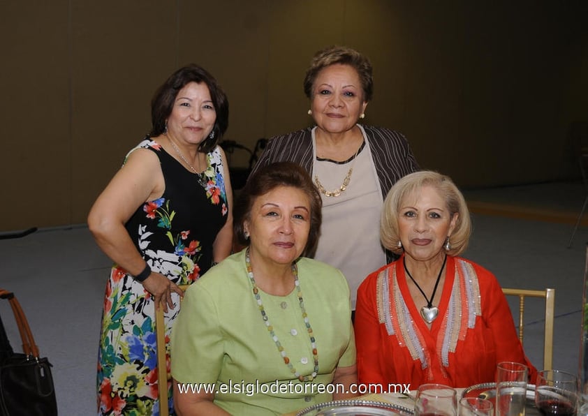 19052012 MARTITA , Lupita, Ángeles y Yolita.