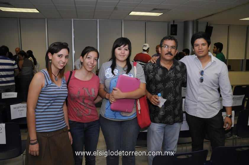 27052012 PAOLA  Grijalva, Zoar de León, Laura Molinar, Javier Chávez y Rafael Ortega.