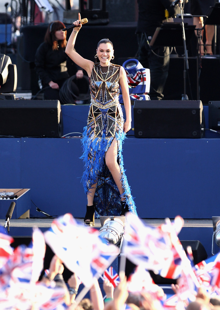 Música de varias generaciones se pudo disfrutar en el concierto como la sensasión del momento en Inglaterra, Jessie J.