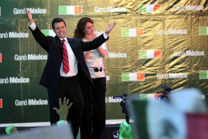 Tal y como pronosticaban los sondeos antes de las elecciones, el candidato del PRI ha logrado una cómoda victoria frente a sus rivales y a partir del próximo 1 de diciembre sucederá a Felipe Calderón en la presidencia de México.