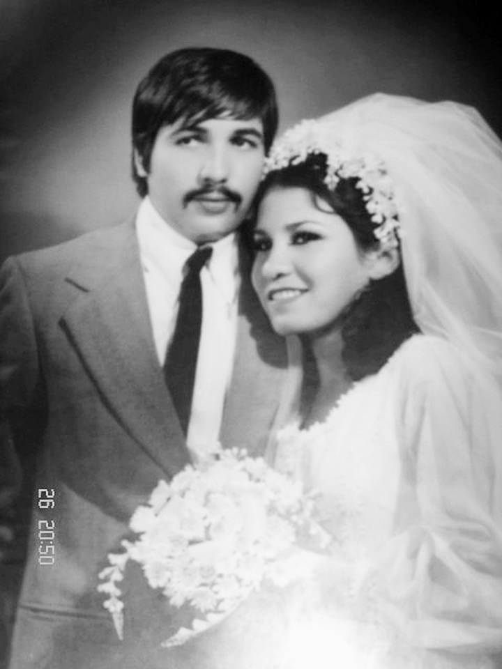 VÍCTOR Manuel Castañeda Zermeño y Lucía Huerta Villegas, el día de ayer celebraron 39
años de casados.