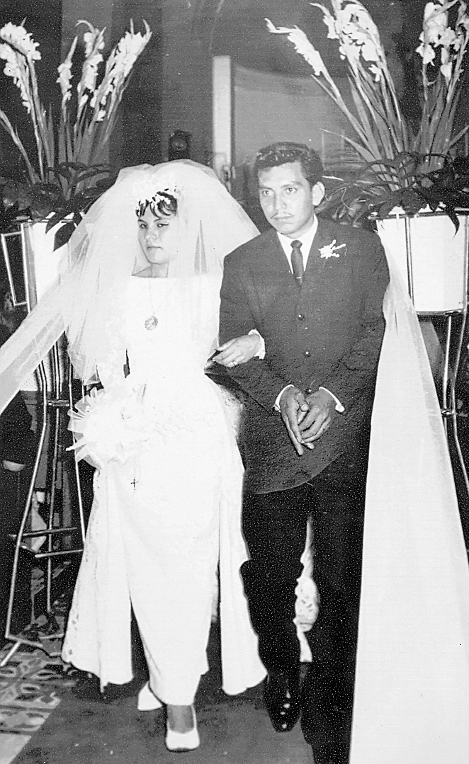 MARÍA Elva García Mesta y Ramiro Fassio Rosales el día de su unión matrimonial el 1
de septiembre de 1963 en la Parroquia de San Rosa de Lima en Gómez Palacio, Dgo. Se encuentran celebrando su 49 aniversario.