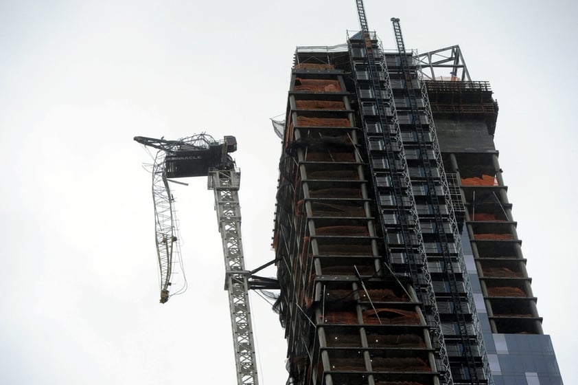 Ante el progresivo agravamiento de la situación en Nueva York, las autoridades estatales y municipales pidieron a los residentes de las zonas en peligro que obedezcan las órdenes de evacuación.