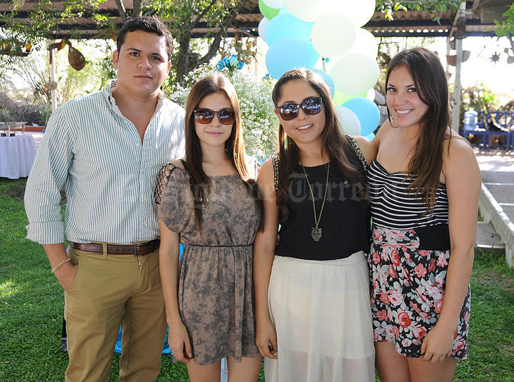 Gerardo Herrera, Estefanía Alba, Rocío Núñez y Ale Camacho.