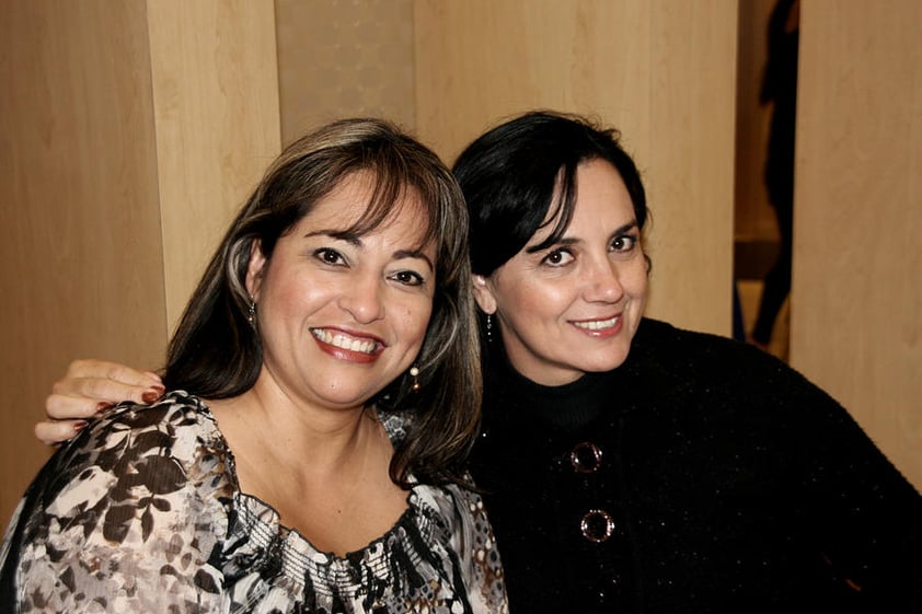 EN FESTEJO. Cristina Luna y Aracely García