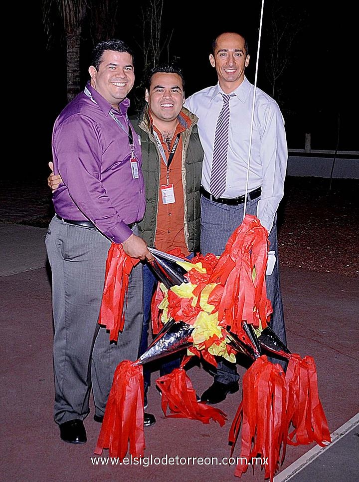 24122012 JORGE  López, Cristian Coronado y Fidel Hernández.