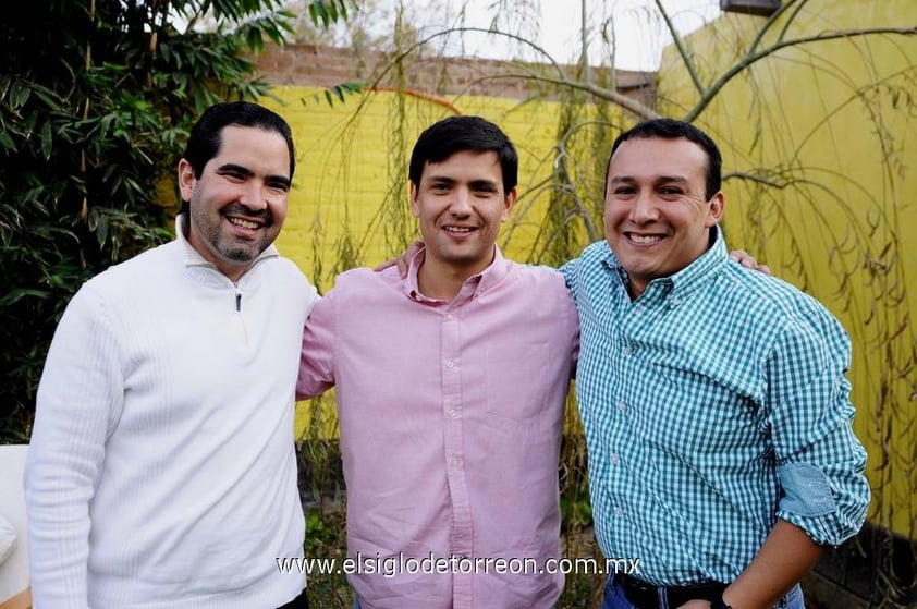 26122012 OSVALDO , Gustavo y Lucas.