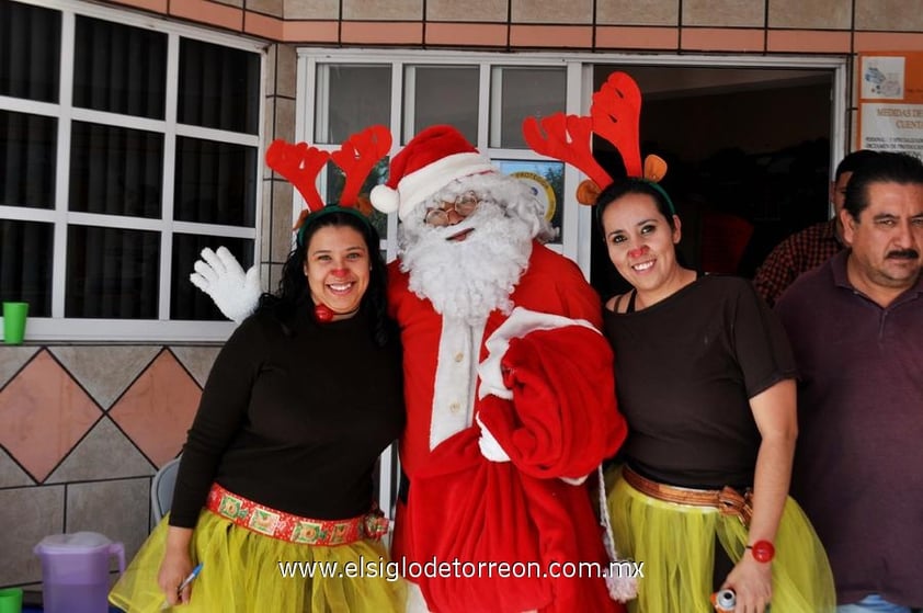 24122012 MAESTRAS  hicieron de la posada una celebración inolvidable.