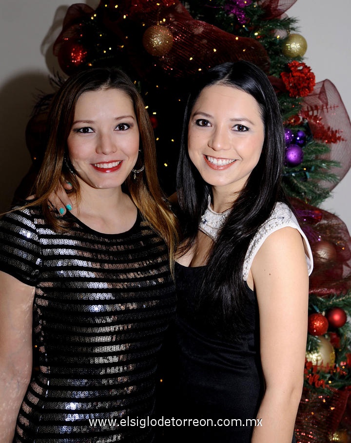 28122012 KARLA  y Paty.