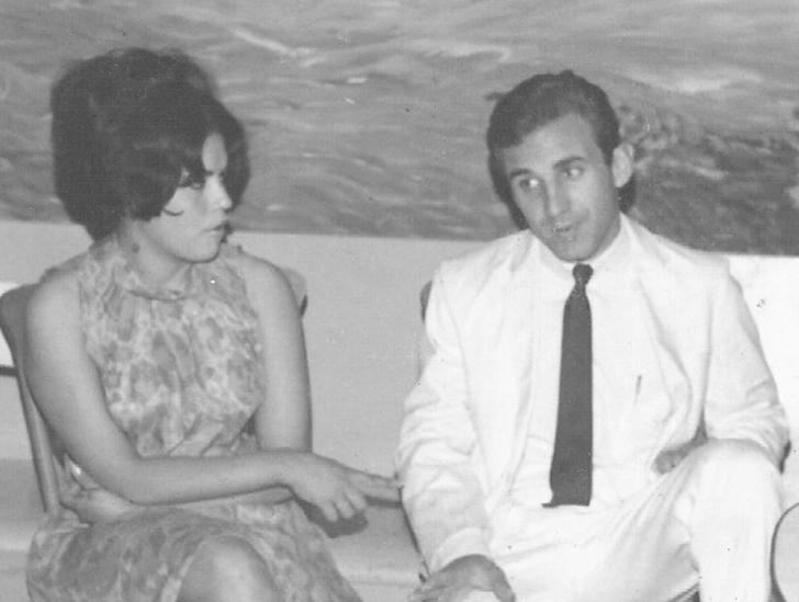 Martha Vargas y Carlos González Domene en la obra Mamá con niña, en agosto de 1967.