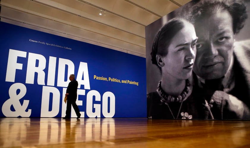 Con el propósito de difundir el arte mexicano en el extranjero, el Museo Dolores Olmedo y otras galerías de arte privadas exhiben algunas de las obras más representativas de los pintores mexicanos Frida Kahlo y Diego Rivera en el High Museum of Art, en Atlanta, Estados Unidos.