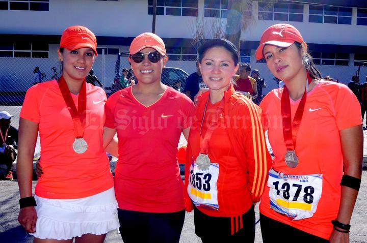 Verónica Grijalva, Liz Esquivel, Arely Vilarejo y Jennys García.