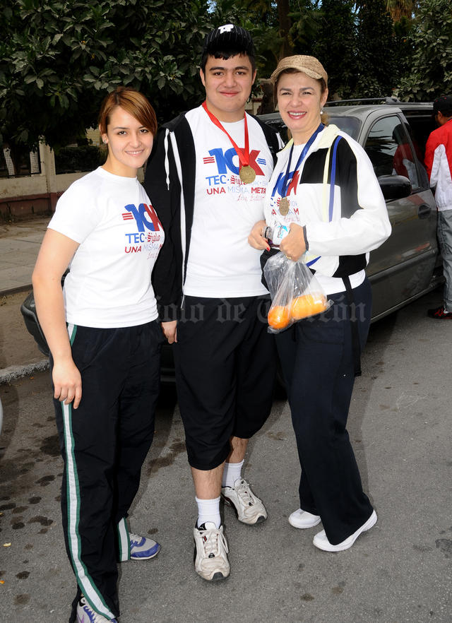 Michel, Andrés y Marisol.