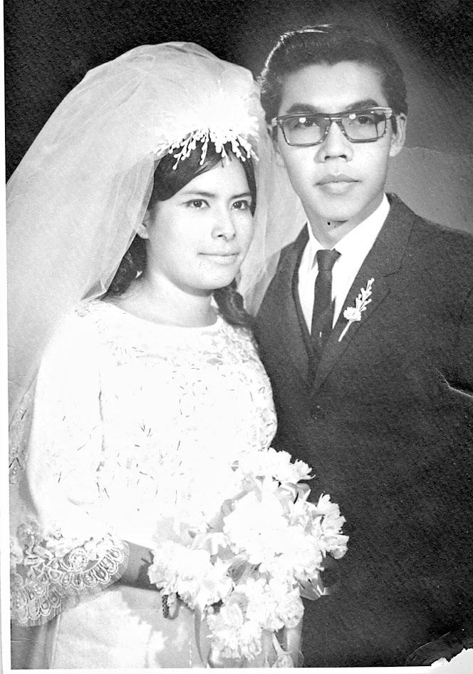 Olga Mejía y Fernando Tea Wong, el dí­a de su enlace matrimonial celebrado el 4 de enero de 1969.