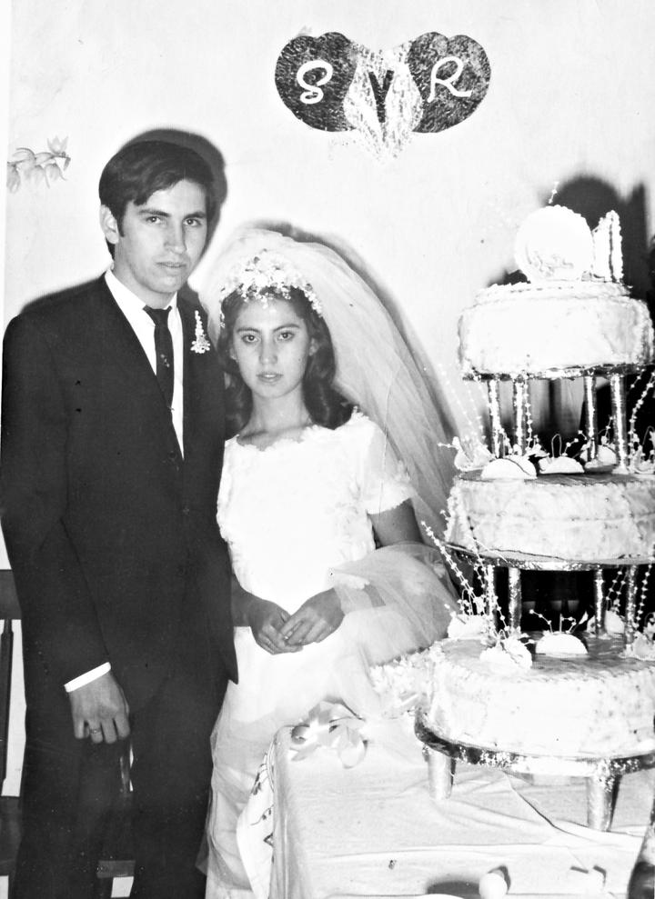 Rafael Rodríguez y Socorro Vázquez, el dí­a de su boda, celebrada el dos de abril de 1972.