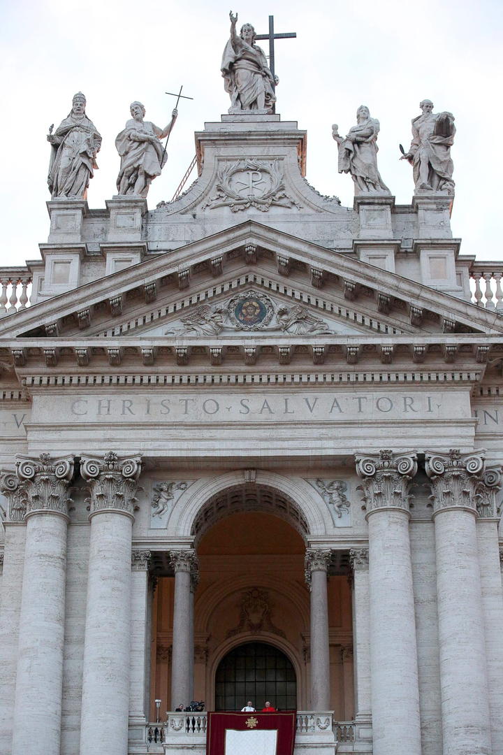 El papa argentino quiso subrayar otro elemento: "La paciencia de Dios debe encontrar en nosotros la valentía de volver a Él, sea cual sea el error, sea cual sea el pecado que haya en nuestra vida".