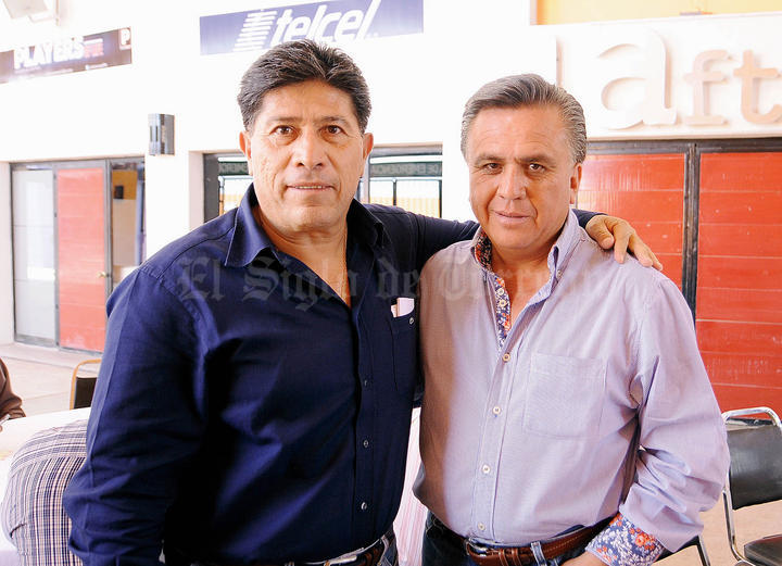 Convivio Taurino, Javier Cordero y Jesús Niños disfrutaron del evento.