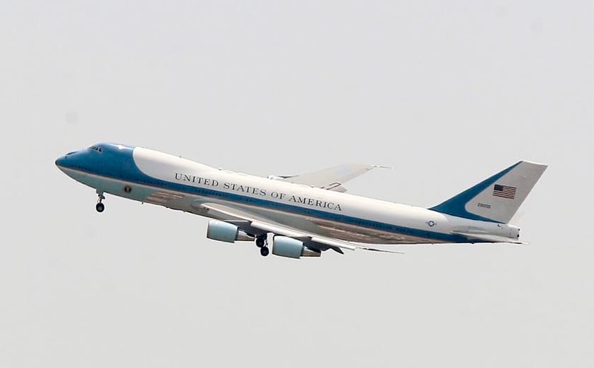 Obama viajó a bordo del avión presidencial “Air Force One”.