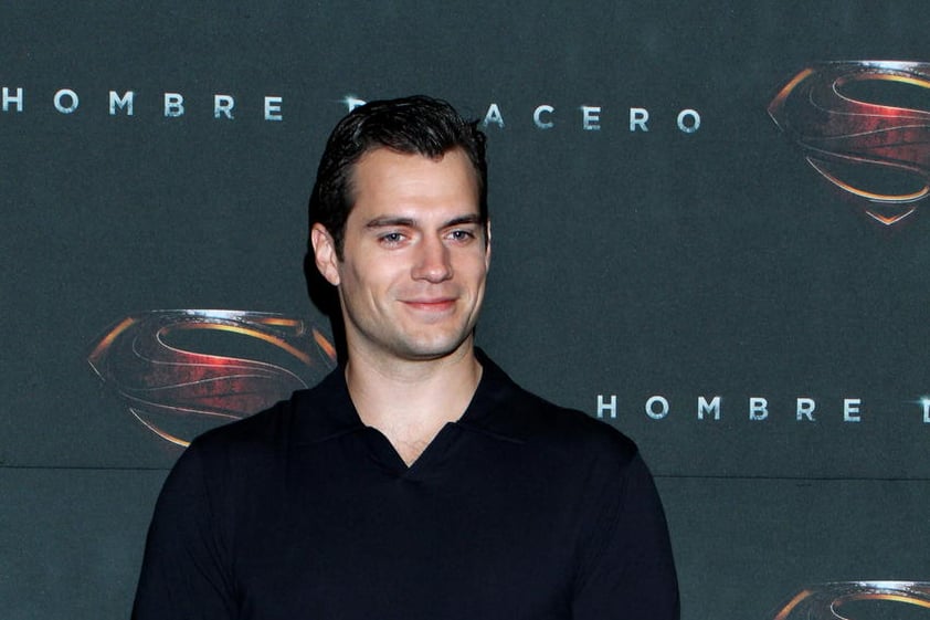 Cavill también expresó que le gustaría embarcarse en un proyecto con el cineasta mexicano Guillermo del Toro, con quien dice compartir el gusto por la fantasía y la ciencia ficción.