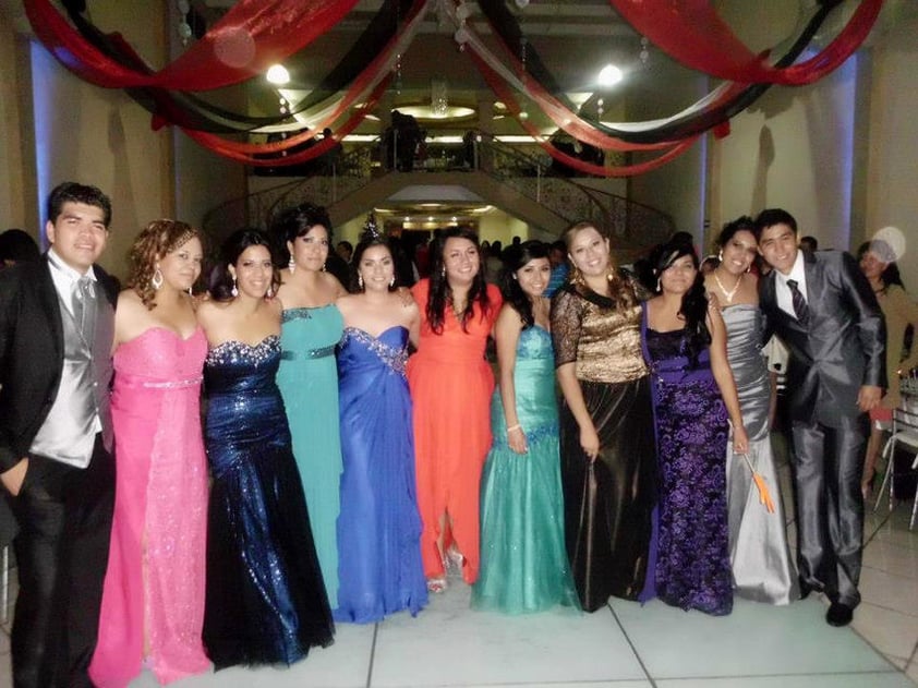 Rocío Enríquez, Filiberto, Nibia, Marycruz, Anel, Blanca, Javelyn, María Guadalupe, Roberto, Susana, Cristina, elizabeth y Rocío Elizabeth.