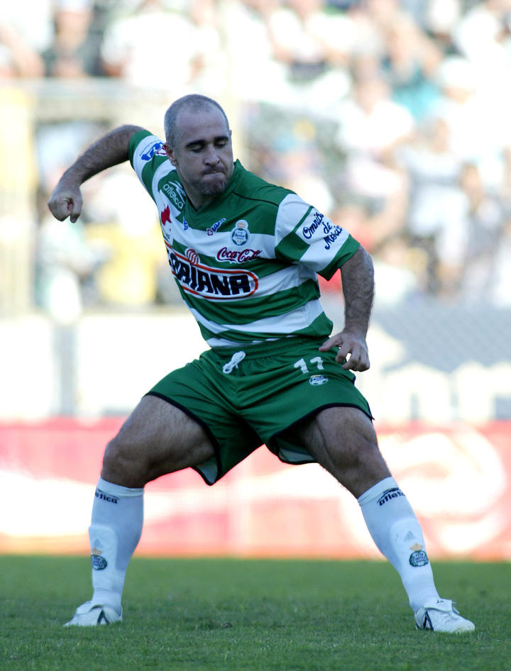 .Otra leyenda del Santos Laguna, Rodrigo 'Pony' Ruiz logró 59 goles vestido de Guerrero.