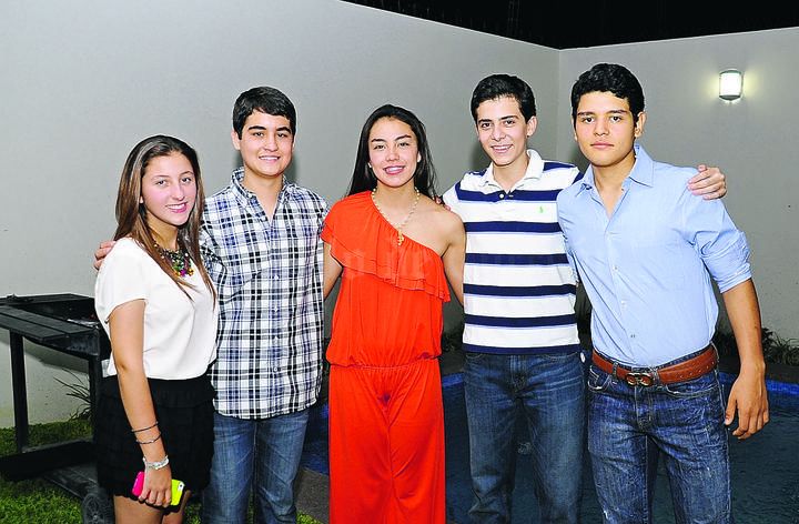 Mariana Santiago, Ana Silvia, Diego y José Manuel