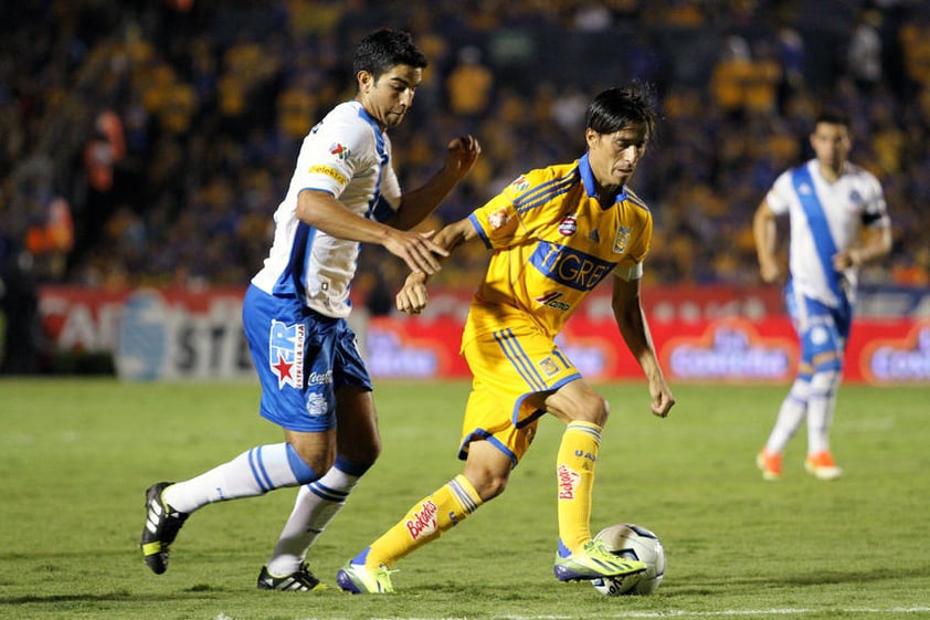 Los Tigres del 'Tuca' Ferreti empataron ante el Puebla de Rubén Omar Romano. Los 'felinos' se sitúan en la décimo primera posición, mientras que los de la franja en el décimo tercer sitio.