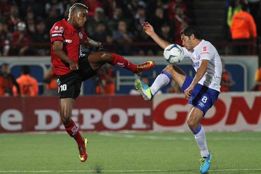 Los 'Xolos' empataron en casa contra la 'Máquina' del Cruz Azul en el Estadio Caliente.