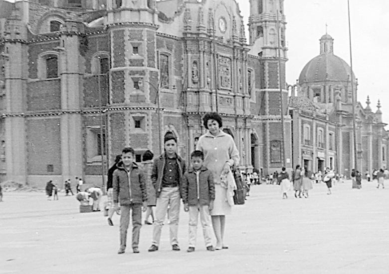 ALMA ROSA,  Marí­a Concepción Jiménez Bautista, Matilde Bautista de Jiménez (f) y Matilde Jiménez Bautista.