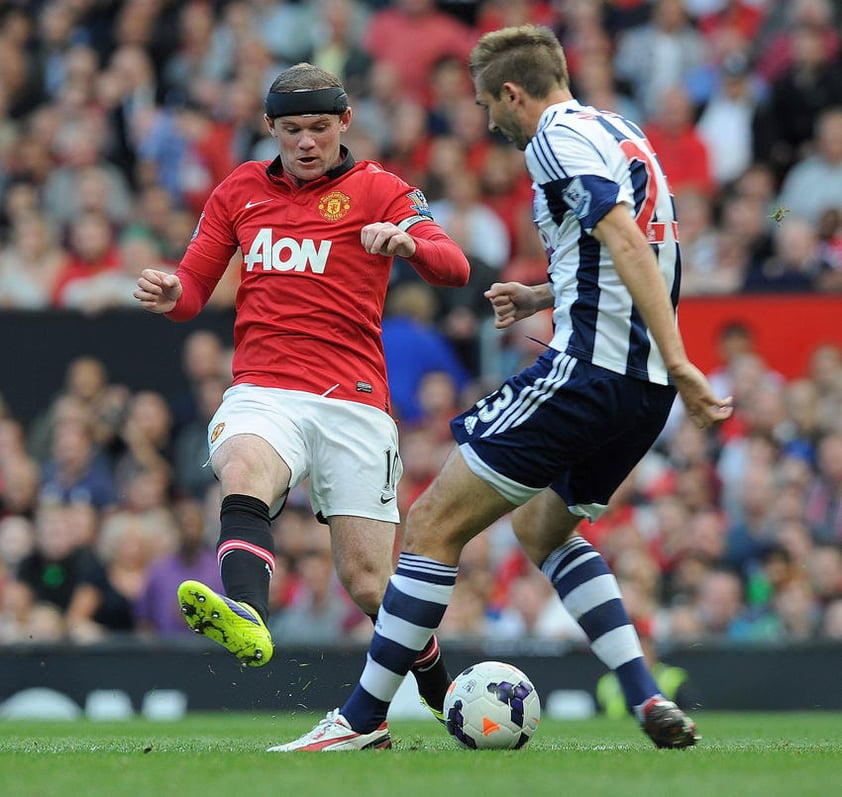 En la reanudación, cuando el United se suponía adelantaría líneas en busca del gol, fue sorprendido por el West Bromwich con su esquema en el terreno de juego y se animó a ir un poco más al frente, eso sí, siempre con orden defensivo.